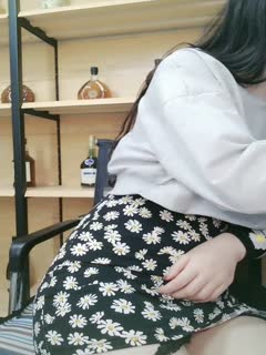 学生校园内打砲找朋友侧录
